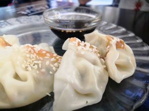 Giyozas at La Camelia Vegan Bar in Bilbao