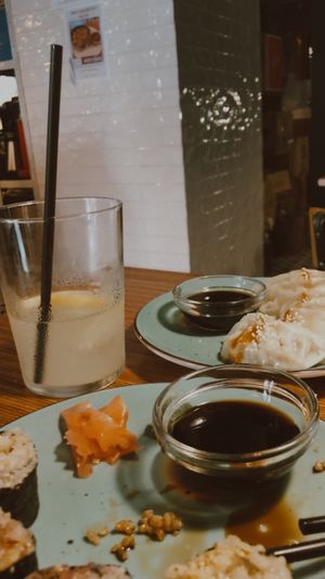 Menú asiático y limonada súper bien! Creo que las mejores gyozas que he probado! Lugar pequeñito donde le dedican mucho amor a lo que hacen.   at La Camelia Vegan Bar in Bilbao