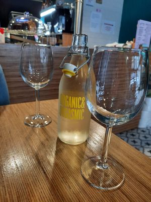 Delicious savingnon blanc at La Camelia Vegan Bar in Bilbao