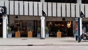 Sugo - Pizza Al Taglio at Sugo Pizza Al Taglio - Aert van Nesstraat in Rotterdam