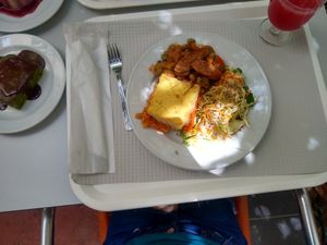  at Veg-e-tal in Almada