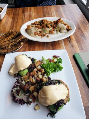 Avocado Benedict at GreenSpace Cafe in Ferndale