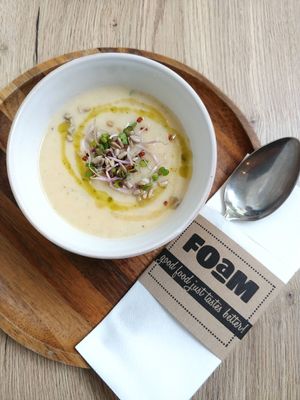 White roots & coliflower soup at FOAM in The Hague