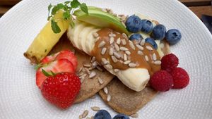 Pancakes with caramel sauce at FOAM in The Hague