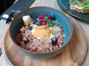 Apple & bramen crumble at FOAM in The Hague