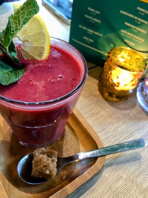 Berry Bomb Smoothie  at FOAM in The Hague