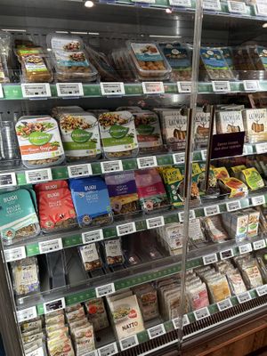 VG deli   at EkoPlaza - Kerkplein in The Hague