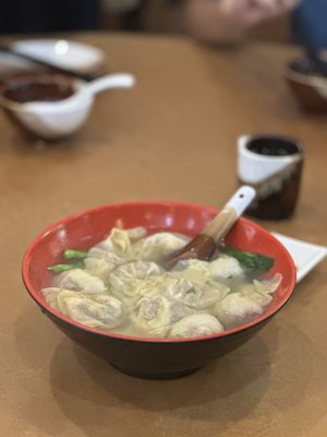 Wanton soup   at Fuyue Xianju Vegetarian Restaurant in Macau