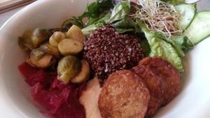 macro bowl at The Bowl - Warschauer Str in Berlin