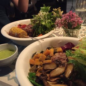 Buddha & Mexican Bowl at The Bowl - Warschauer Str in Berlin