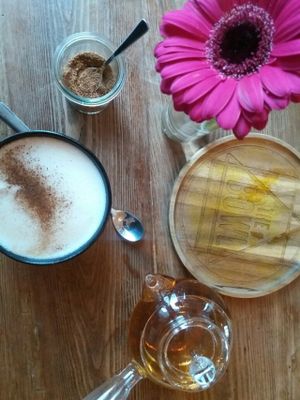 chai and tea time at The Bowl - Warschauer Str in Berlin