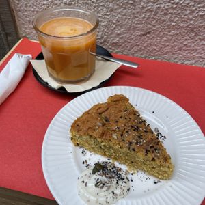 Frittata and fresh juice  at Sweet Irene in Bergamo