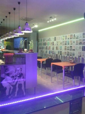 Bar at Cultura de club in Girona