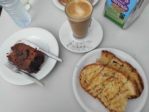 Merenda at Bar do Girassol in Amarante