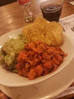 Vegan nacho's 😁 at Hajé in Nieuwegein