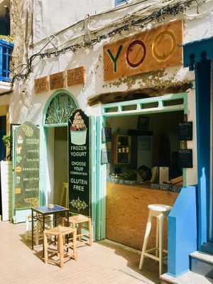 Outside walkup window and seating  at Yoo in Essaouira
