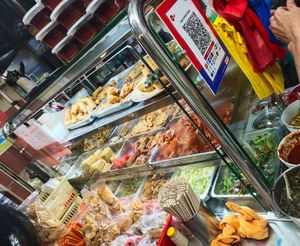 Lots of variety at Tian Yi 天一素食 in Northeast Singapore