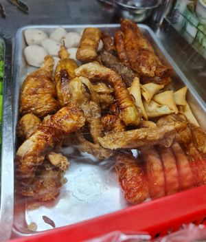 Assorted fried items ~11/11/21 at Tian Yi 天一素食 in Northeast Singapore