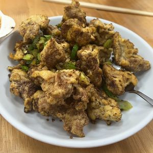Deep fried monkey head mushrooms  at Sunflower Vegetarian - Gira-sol in Macau