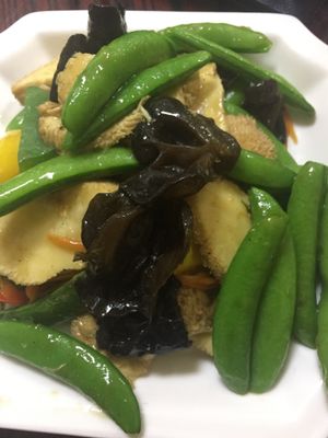 stir fried monkey head mushroom  at Thai Vegan 安泰來泰式素食 in Macau