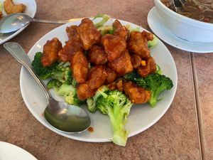 Orange Chicken and Broccoli at Veggie Lee in Hayward