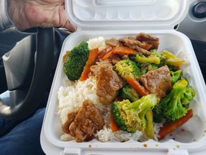 Broccoli beef lunch special #Veganuary at Veggie Lee in Hayward