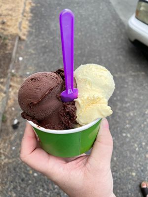 Yellow Cake and Dark Chocolate at Sea Star Gelato in Seaside