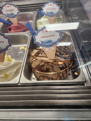  at Sea Star Gelato in Seaside