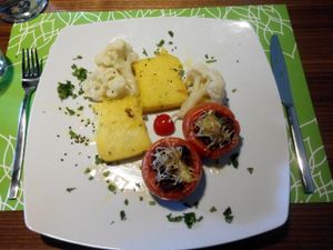 vegan lunch at Nyama in Ljubljana