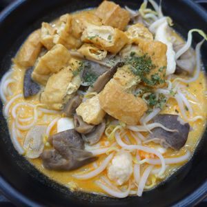 laksa noodle  at Greendot 绿一点 - Westgate in West Singapore