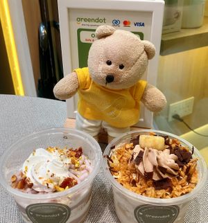 Desserts   at Greendot 绿一点 - Westgate in West Singapore