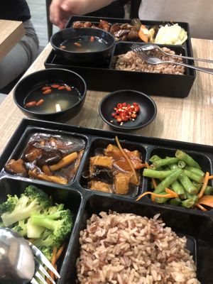 Bento at Greendot 绿一点 - Westgate in West Singapore