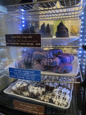 Raw treats at Sejuiced in Corona Del Mar