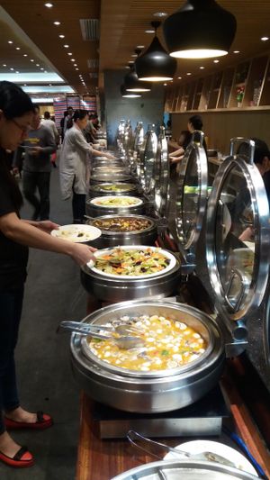 Part of the buffet area at Yuan Tong Vegetarian - Plum Garden in Shenzhen