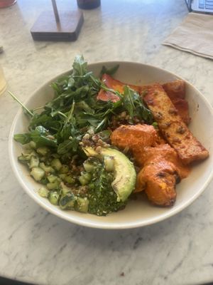 Mother Earth bowl with spicy tofu and no mushrooms   at Flower Child in Scottsdale