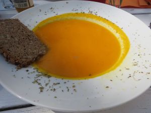 vegan carrot ginger soup with homemade bread at Herr von Butterkeks in Osnabruck