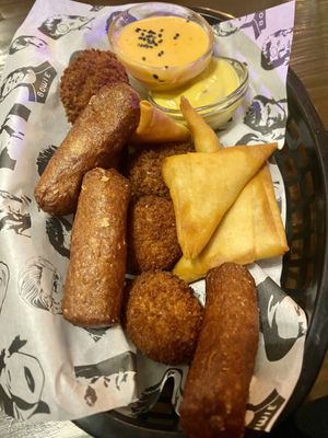 Bittergarnituur: bitterballen, mini frikandellen and samosa’s  at Rebel Rebel in Dordrecht