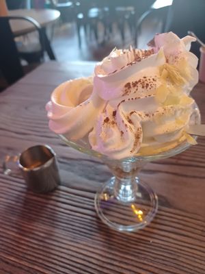 Tiramisu ice cream coupe at Rebel Rebel in Dordrecht