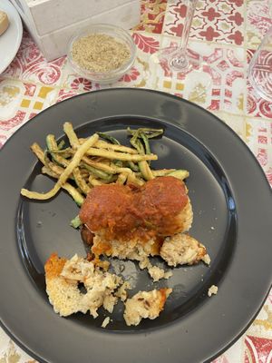 Polpettine vegan e zucchine fritte 😋  at Hotel St. Moritz in Rimini