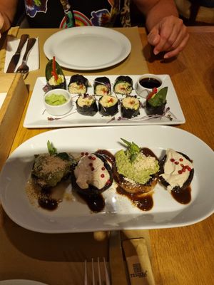 Maki --- Mushrooms at Yi in Athens