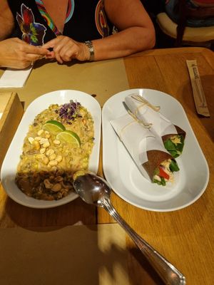 Tagliatelle  -- Lebanese wraps at Yi in Athens