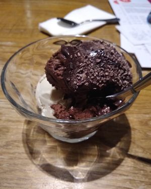 Homemade vegan choco icecream at Yi in Athens