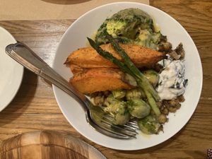 Harvest bowl  at Yi in Athens