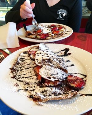 banana, strawberry, dark chocolate at Eldur og Is - Fire and Ice in Reykjavik