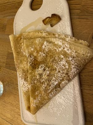 Caramelised Apple and maple syrup crepe at Eldur og Is - Fire and Ice in Reykjavik