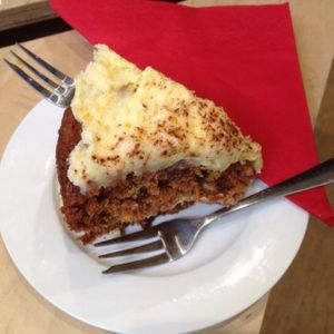 Carrot cake (vegan) - MUST TRY! at Bicis y Mas in York