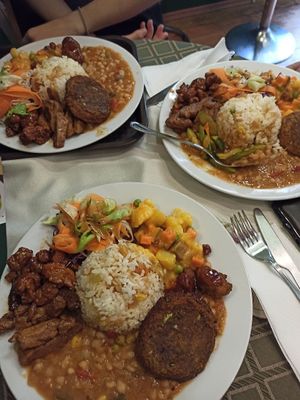 big daily menu with several asian dishes at Mennyorszag Szive in Budapest