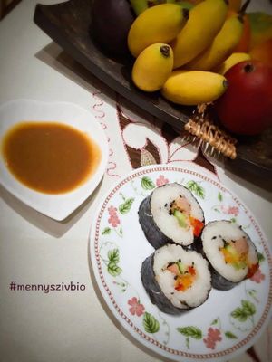 Vegan sushi at Mennyorszag Szive in Budapest