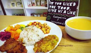 Vegan menu at Mennyorszag Szive in Budapest