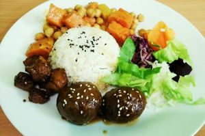 veganmeals at Mennyorszag Szive in Budapest